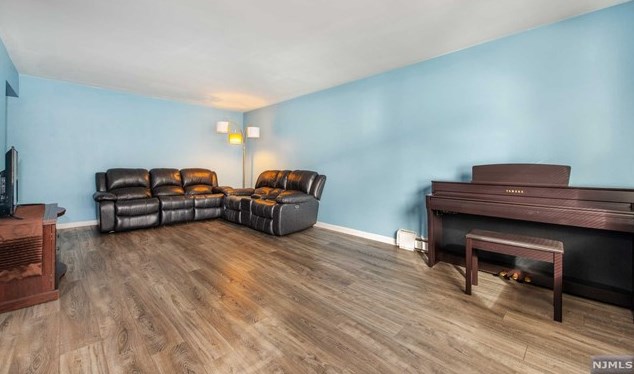 605 Grove St #unit C14, Clifton, NJ 07013
