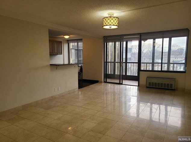 300 Winston Dr #201, Cliffside Park, NJ 07010