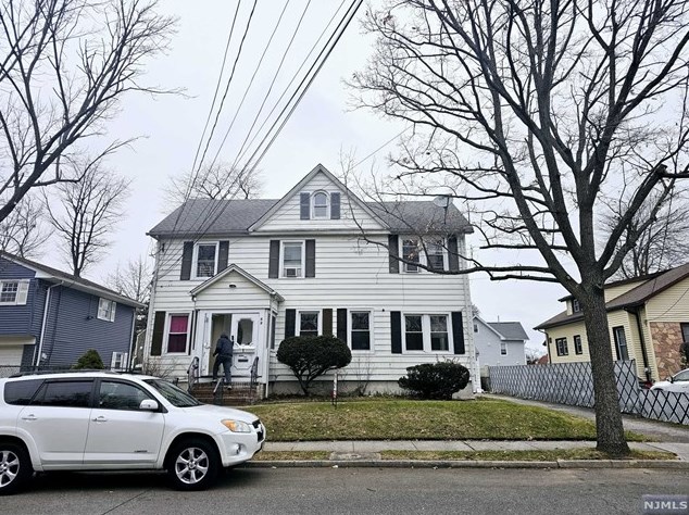 59 Robinson St #1a, Teaneck, NJ 07666