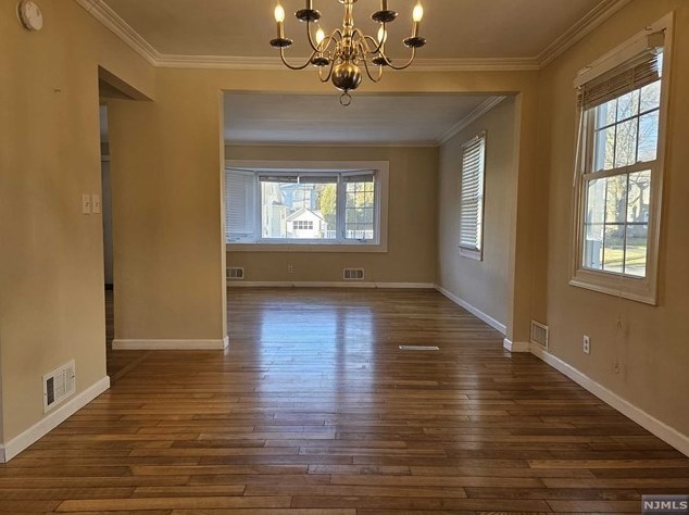 116 6th St, Cresskill, NJ 07626