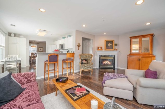 45 Greenbrook Dr #45, Bloomfield, NJ 07003