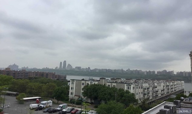 3304 City Pl #3304, Edgewater, NJ 07020