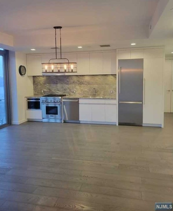 320 Adolphus Ave #1114, Cliffside Park, NJ 07010