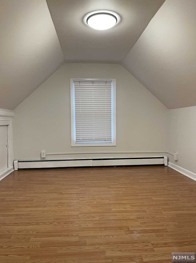 60 Morrissee Ave, Wallington NJ  07057-2236 exterior