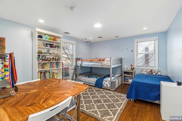 50 Crane Ave, Rutherford NJ  07070-2536 exterior