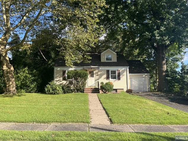 126 James St, Rochelle Park, NJ 07662
