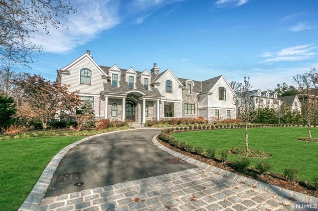213 Buckingham Rd, Tenafly, NJ 07670