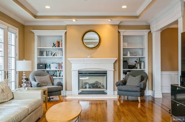 201 Heights Ln, Tenafly NJ  07670-2333 exterior