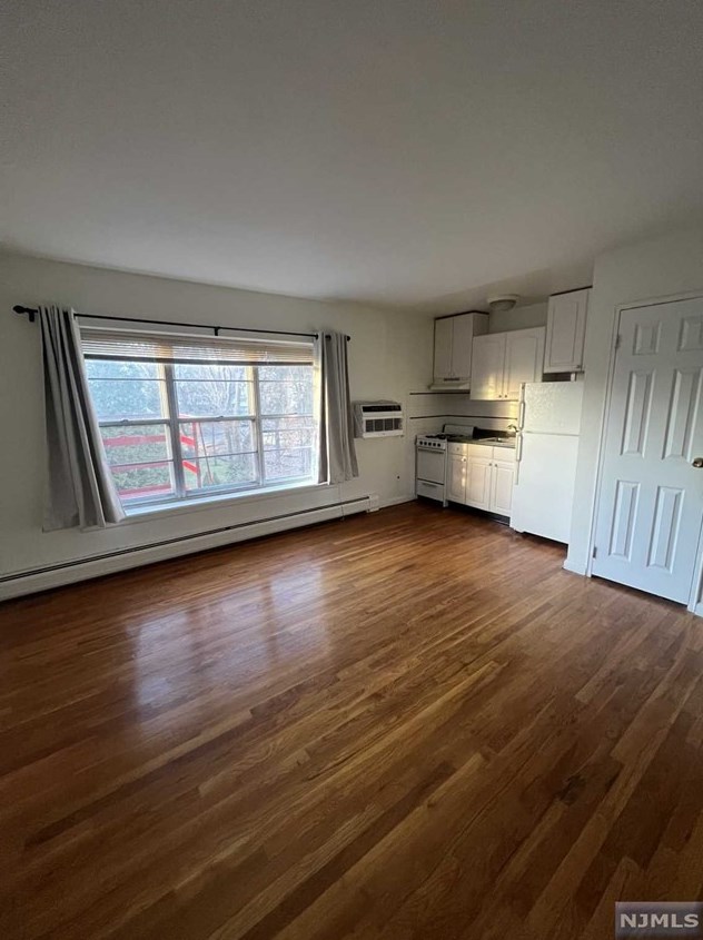 312 Spring Ave #2b, Ridgewood, NJ 07450