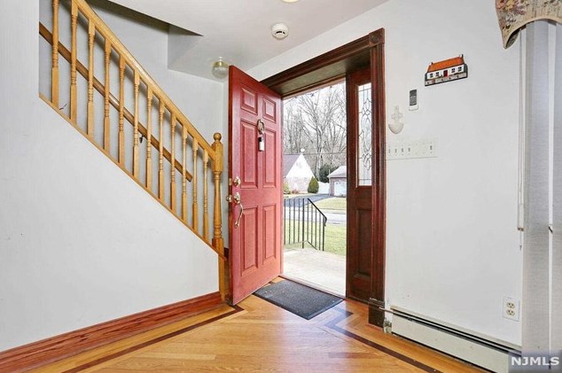 552 Duke Rd, N Milford, NJ 07646