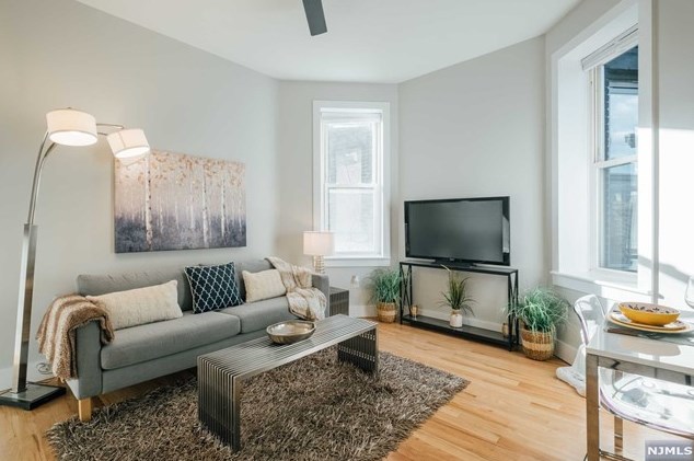 127 Booraem Ave #3r, Jersey City, NJ 07307