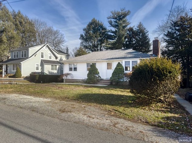 59 Herring St, Harrington Park, NJ 07640