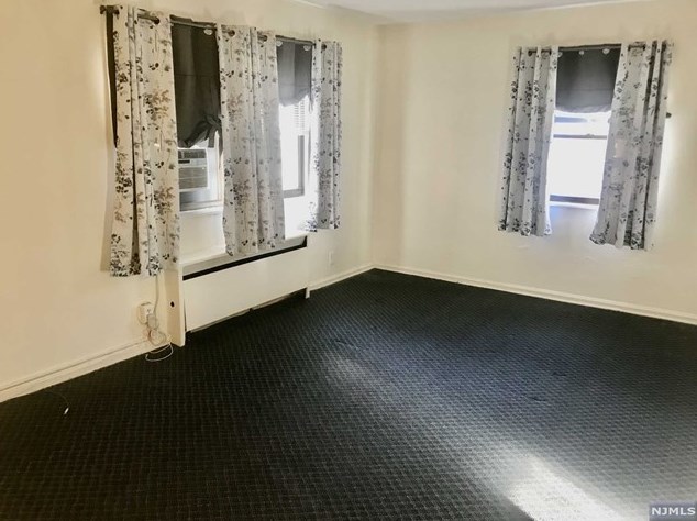 411 Park Pl #2j, West Fort Lee, NJ 07024