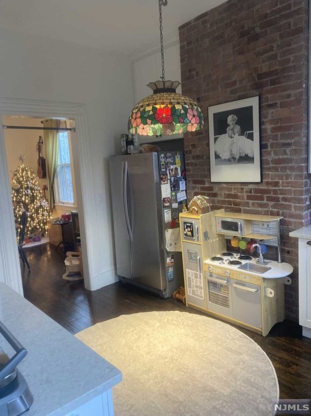 113 72nd St #2, North Bergen, NJ 07047