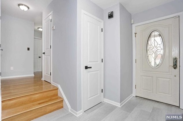 61 Fern Pl, Paramus, NJ 07652