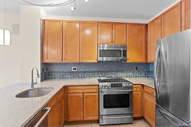26 Ave At Port Imperial #326, West New York, NJ 07093