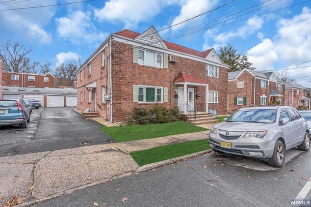 203-205 Midland Pl, Newark, NJ 07106