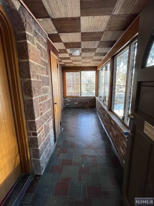 26 Hillcrest Ave, West Fort Lee NJ  07024-3932 exterior