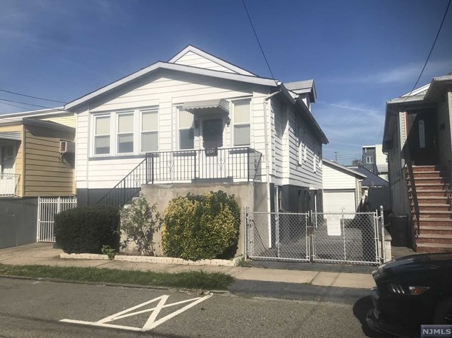 1442 45th St, North Bergen, NJ 07047