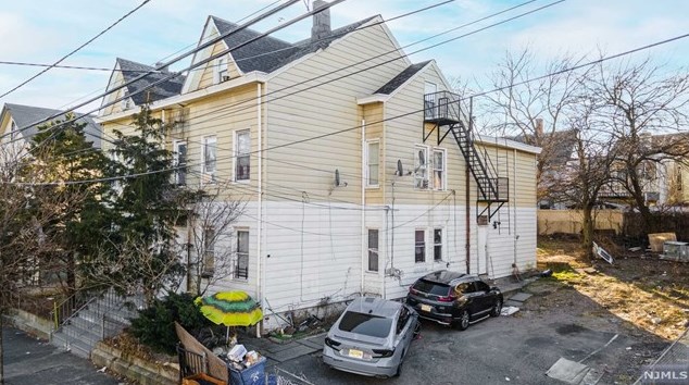 198-200 16th Ave, Paterson, NJ 07501