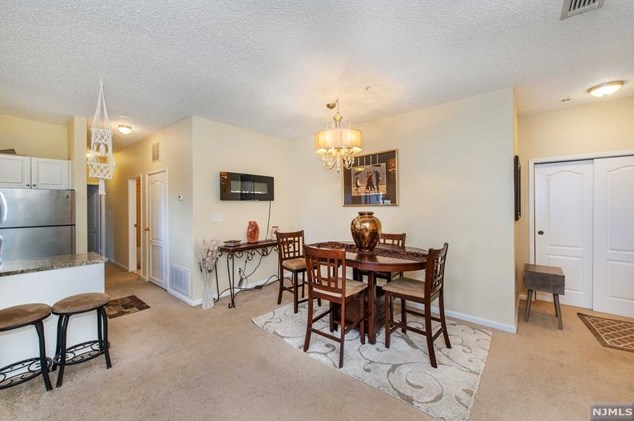 623 Brittany Dr, Wayne NJ  07470-3257 exterior