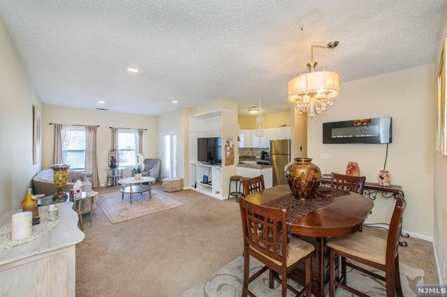 623 Brittany Dr, Wayne, NJ 07470