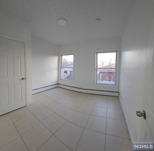 43 Chrome Ave, Carteret, NJ 07008