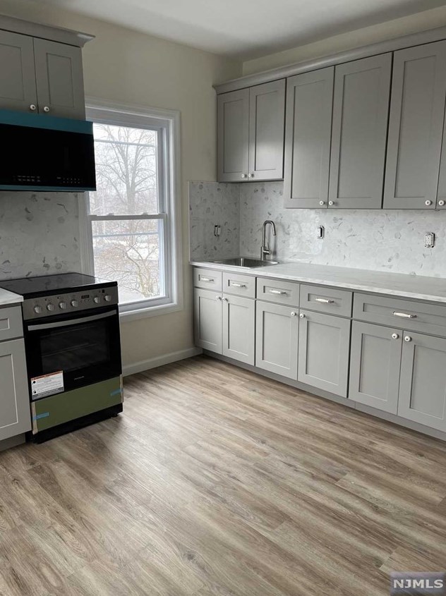 95 N Dean St #2a, Englewood, NJ 07631