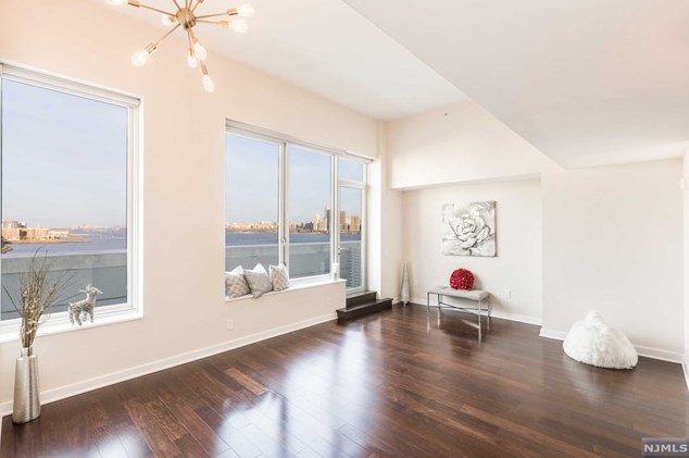 1000 Ave At Port Imperial #702, Union City, NJ 07086