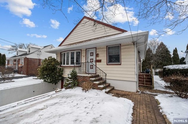 784 Cherry St, N Milford, NJ 07646