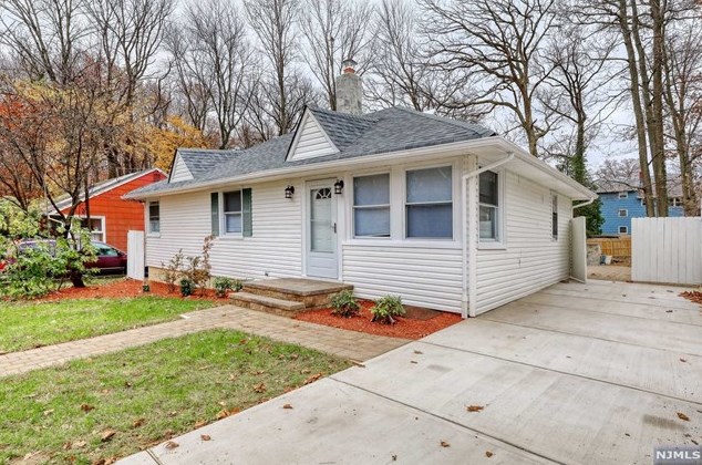 136 Lafayette Ave, Maywood, NJ 07607
