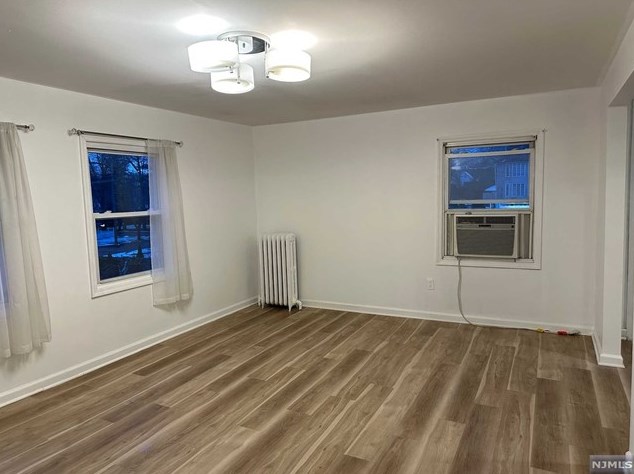 196 Forest Ave, Teaneck NJ  07666-5850 exterior