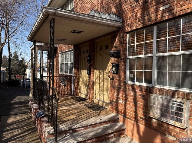 180 Highland Ave #2a, Clifton, NJ 07011