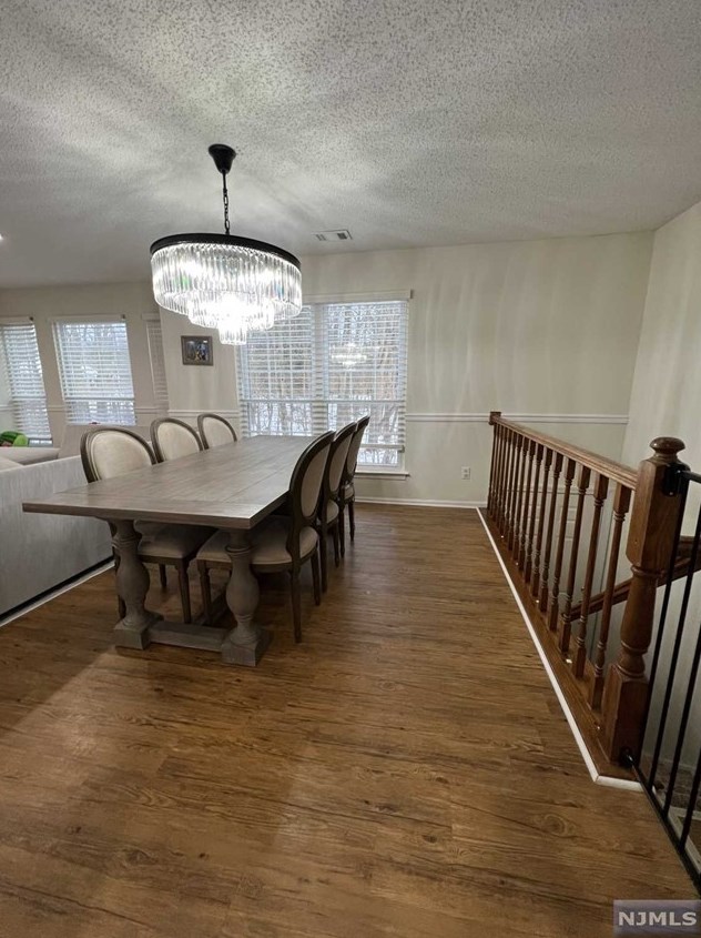 1249 Mulberry Dr, Mahwah, NJ 07430