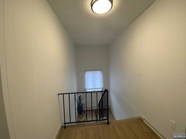 1516 10th St #2nd Fl, West Fort Lee, NJ 07024