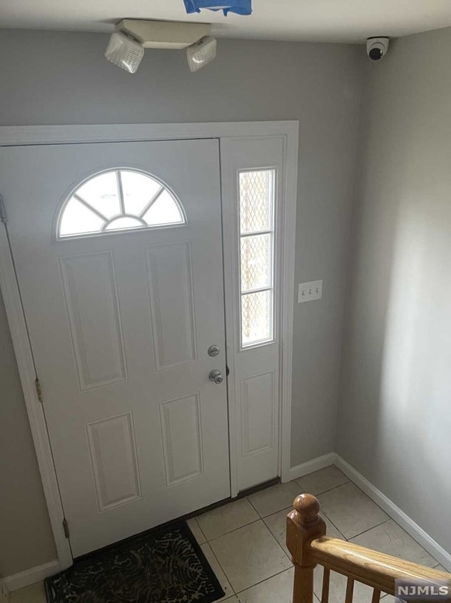 358 Hawthorne Ave, Newark NJ  07112-1609 exterior