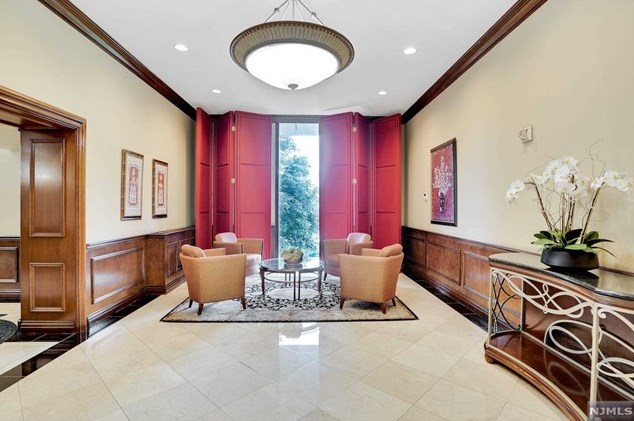 5 Horizon Rd #502, West Fort Lee, NJ 07024