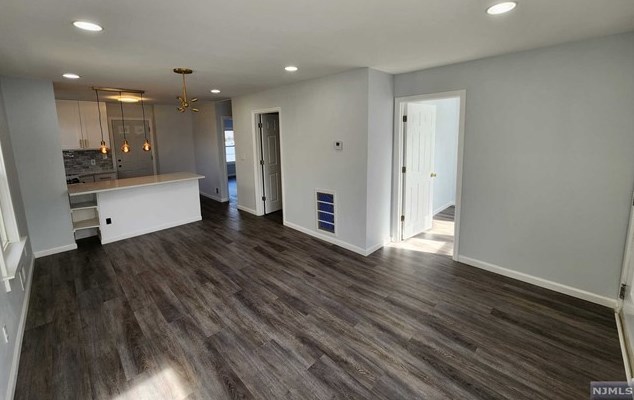 115 Devon Ter, Kearny, NJ 07032