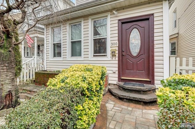 300 Elm St, Kearny, NJ 07032-3410