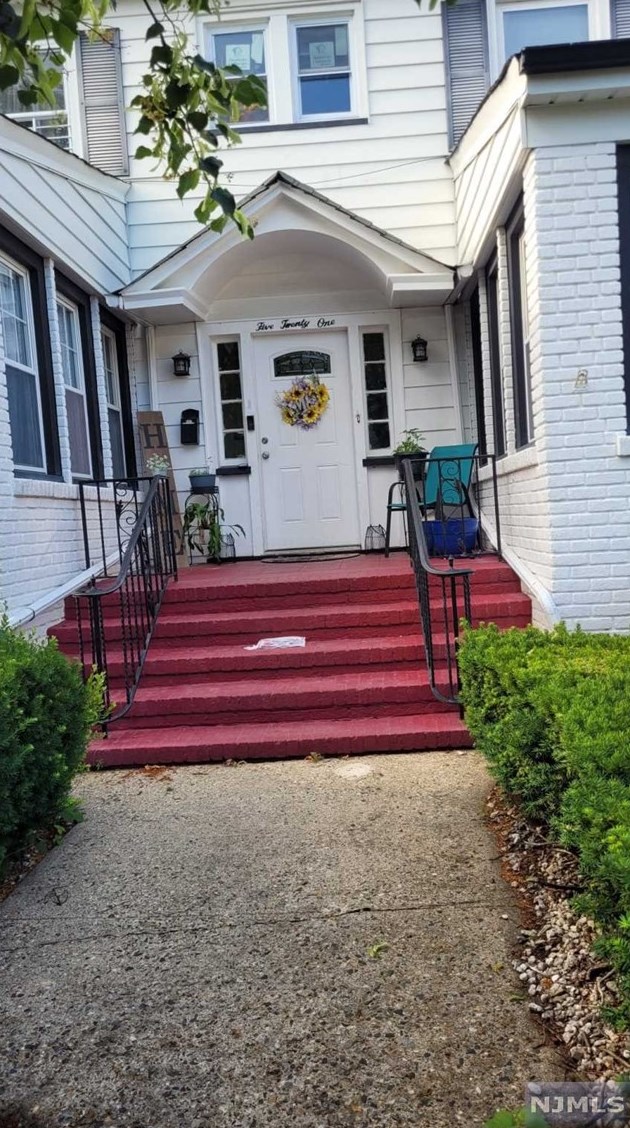 519-523 15th Ave, Paterson, NJ 07504