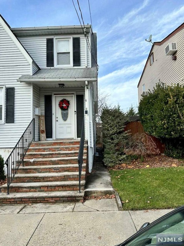 11 N 17th St, Paterson, NJ 07506