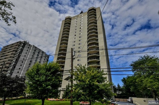 245 Prospect Ave #20d, Hackensack, NJ 07601