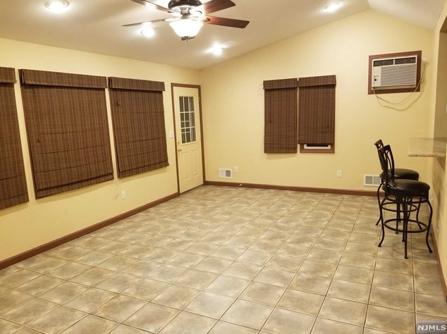 277 Edgewood Ave, Teaneck NJ  07666-3023 exterior