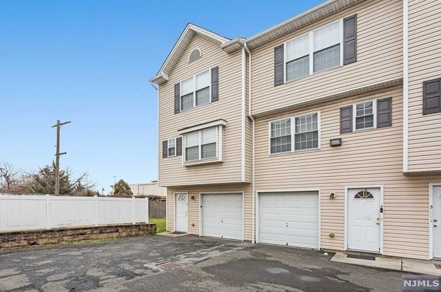 28 Church St #5, Lodi, NJ 07644