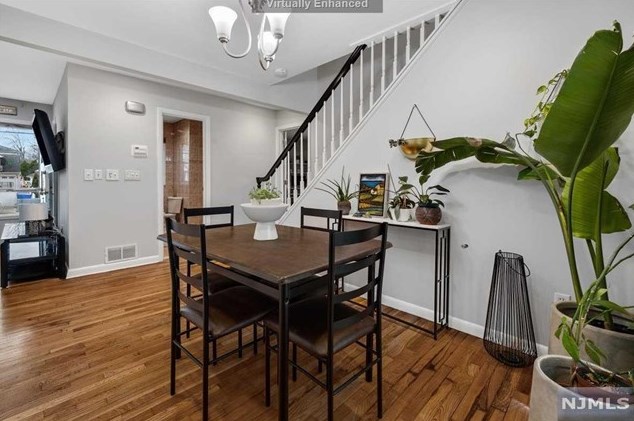 16 Morse Ave, Rutherford NJ  07070-1229 exterior