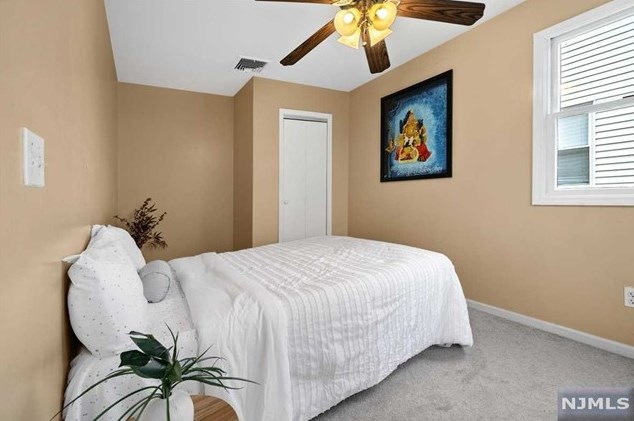 16 Morse Ave, Rutherford NJ  07070-1229 exterior