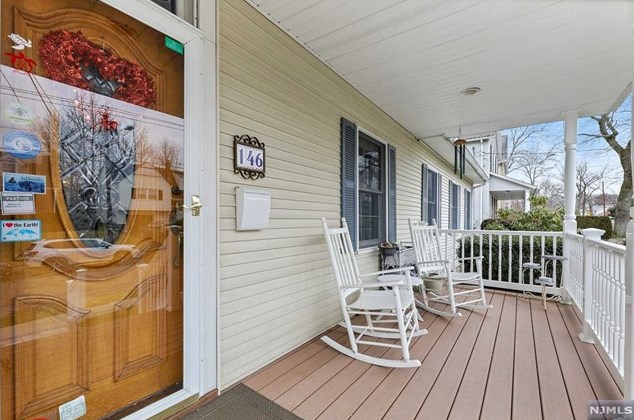 146 New York Ave, Dumont, NJ 07628
