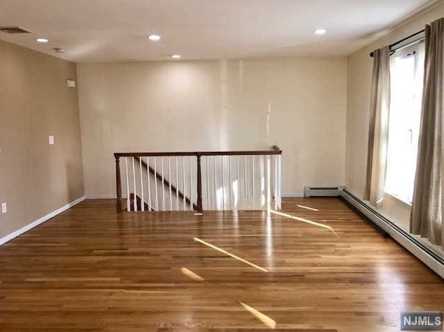 32 Avenue B, Mahwah, NJ 07430