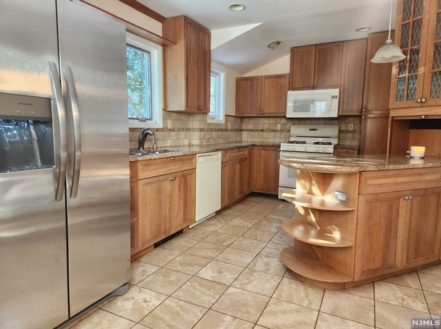 298 Audubon Rd, Englewood, NJ 07631