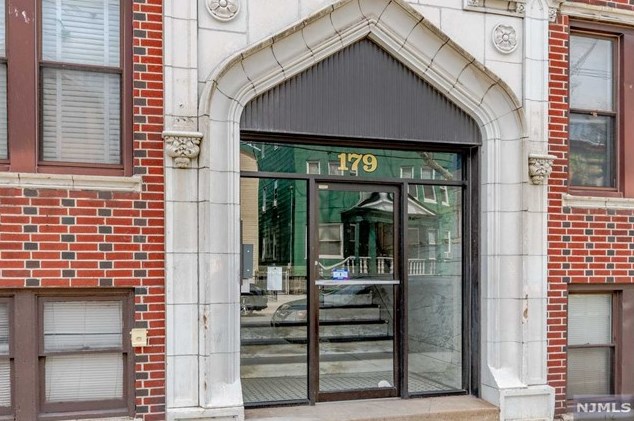 179 Manhattan Ave #1c, Jersey City, NJ 07307